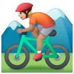 Personne En VTT: Peau Moyennement Claire Personne En VTT: Peau Moyennement Claire