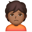 Personne Qui Boude: Peau Moyennement Foncée Personne Qui Boude: Peau Moyennement Foncée
