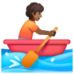 Personne Ramant Dans Une Barque: Peau Moyennement Foncée Personne Ramant Dans Une Barque: Peau Moyennement Foncée