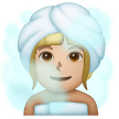 Femme Au Hammam: Peau Moyennement Claire Femme Au Hammam: Peau Moyennement Claire