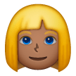 Femme: Peau Moyennement Foncée, Cheveux Blonds Femme: Peau Moyennement Foncée, Cheveux Blonds