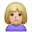 Femme Qui Boude: Peau Moyennement Claire Femme Qui Boude: Peau Moyennement Claire