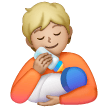 Pessoa Alimentando Bebê: Pele Morena Clara para Samsung One UI 8.5