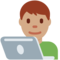 IT-Experte: Mittlere Hautfarbe