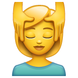 Mulher Recebendo Massagem Facial