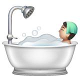 Personne Prenant Un Bain: Peau Claire