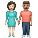 Femme Et Homme Se Tenant La Main: Peau Claire, Peau Moyenne