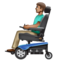 Homme En Fauteuil Roulant Motorisé: Peau Moyenne