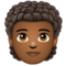 Personne: Peau Moyennement Foncée, Cheveux Bouclés