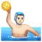 Personne Jouant Au Water-Polo: Peau Claire