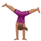 Femme Faisant La Roue: Peau Moyenne
