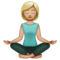 Femme Dans La Posture Du Lotus: Peau Moyennement Claire