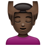 Чоловікові масажують обличчя: дуже темний тон шкіри для WhatsApp 2.25.1.75