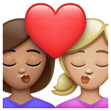 Baiser: Femme, Femme, Peau Moyenne, Peau Moyennement Claire