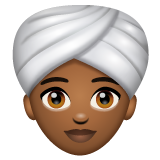 Femme En Turban: Peau Moyennement Foncée