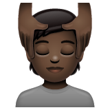 Pessoa Recebendo Massagem Facial: Pele Escura para WhatsApp 2.26.8.72